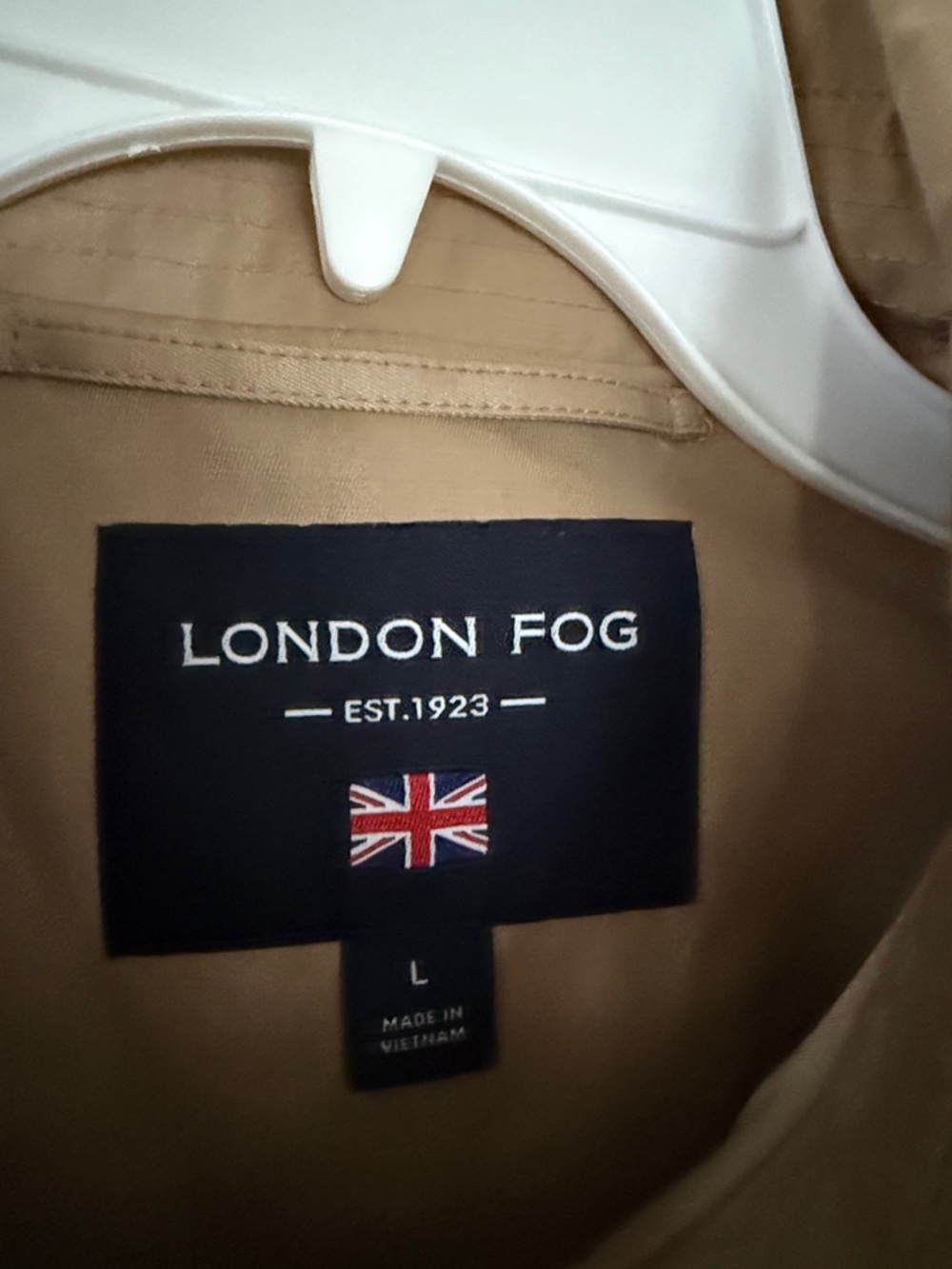 London Fog Classic Tan Trench Coat with Belt - Picture 2 of 3